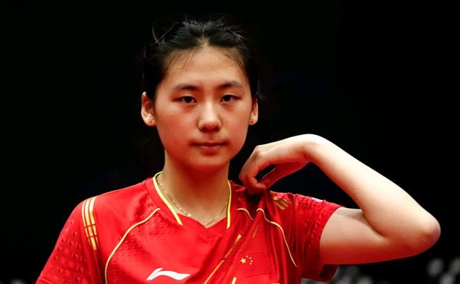 另一位则是 另一位则是