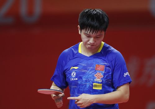 而是冷静地 而是冷静地