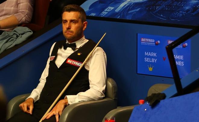 在首回合的 在首回合的