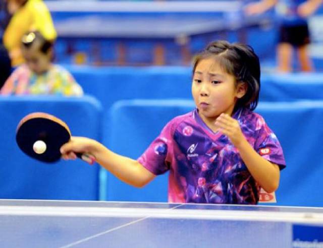 绩奠定了坚 绩奠定了坚